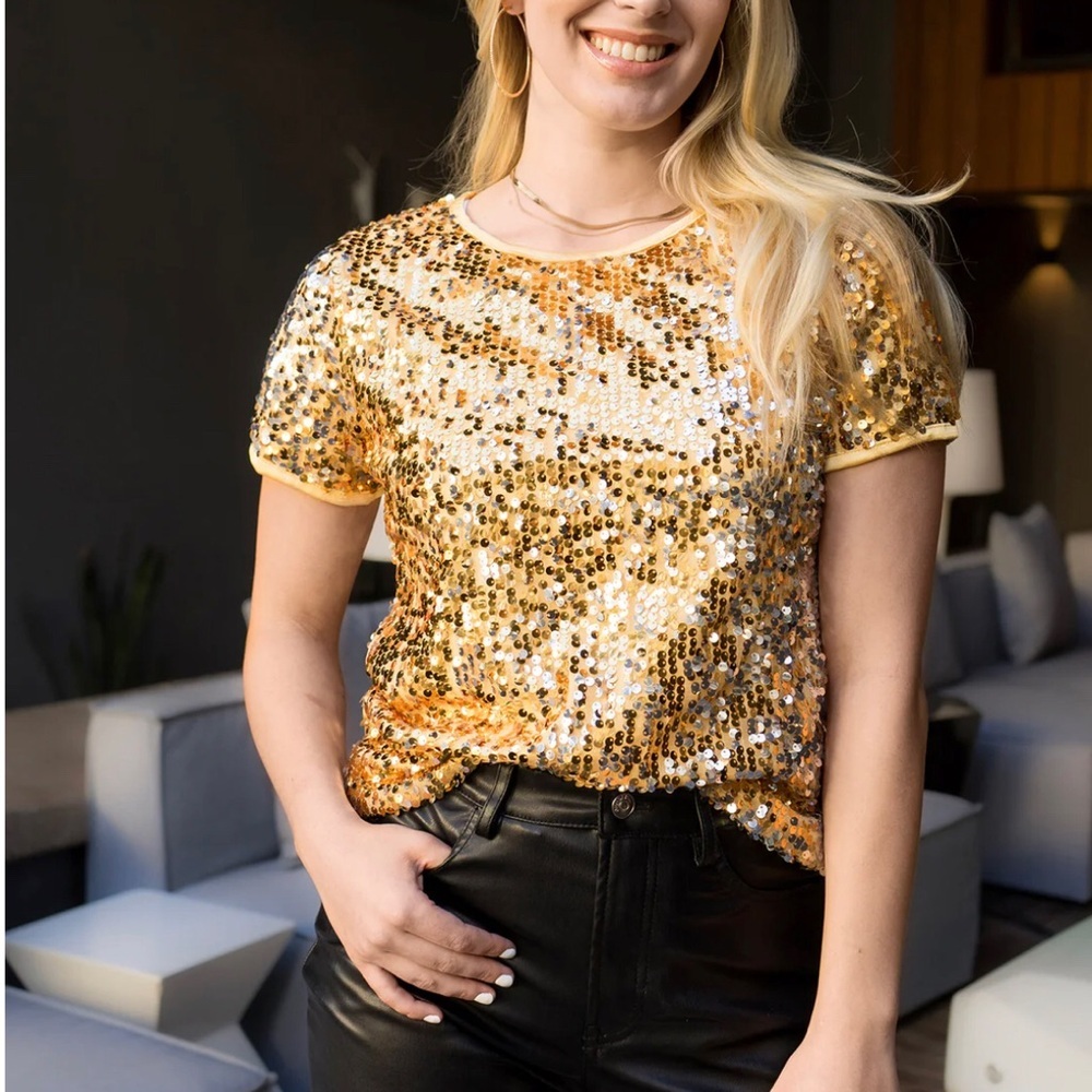 Gold Sequin Short Sleeve Crewneck Top Sz XL (T5)